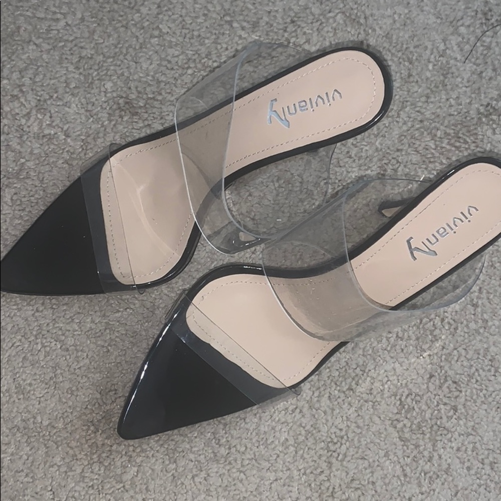 The pointy toe clear heels are essential !!